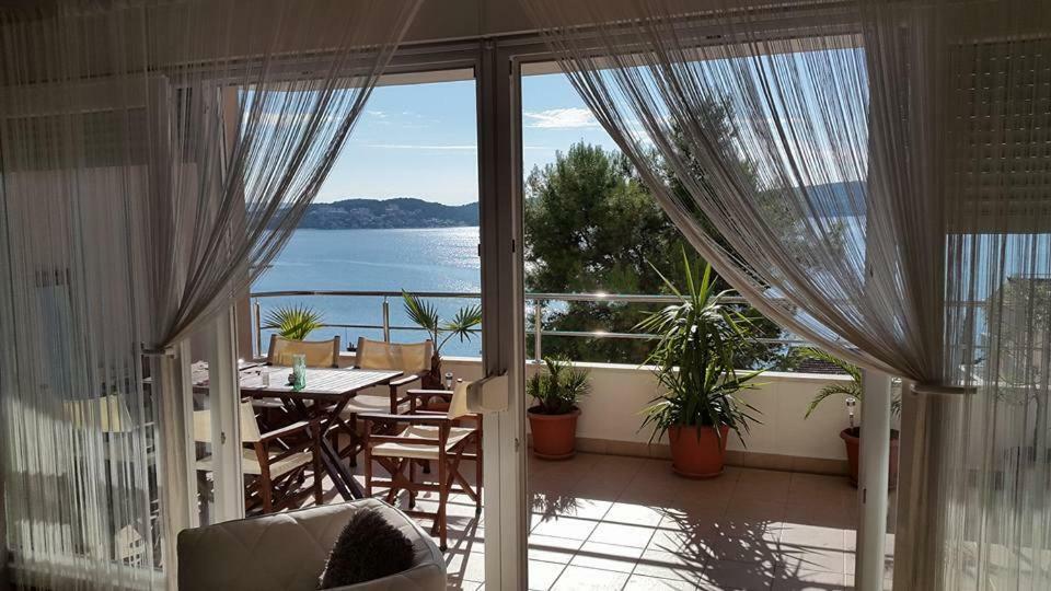 Sunrise App Lägenhet Trogir Exteriör bild